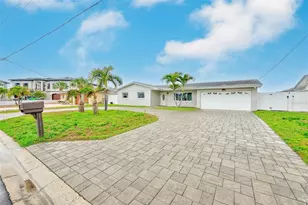 5434 Oakhurst Dr, Seminole, FL 33772 - Photo 1