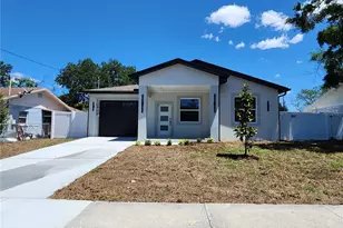 10909 N 28th St, Tampa, FL 33612 - Photo 1
