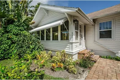 305 15th Ave Street NE, Saint Petersburg, FL 33704 - Photo 1