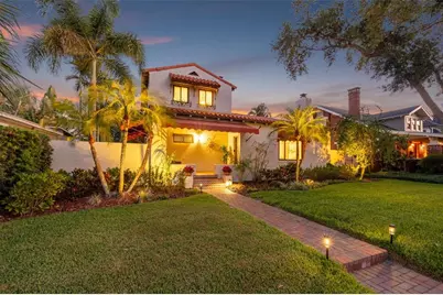 636 15th Avenue NE, Saint Petersburg, FL 33704 - Photo 1