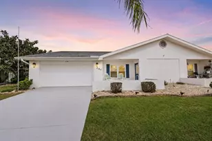 381 Club Mnr Dr, Sun City Center, FL 33573 - Photo 1