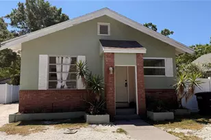 905 Jones St, Clearwater, FL 33755 - Photo 1