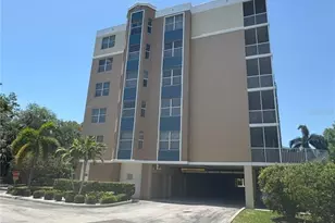 960 Starkey Rd, Largo, FL 33771 - Photo 1