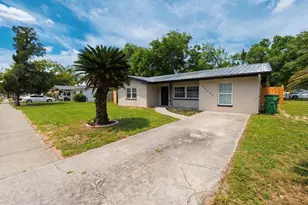 38245 12th Ave, Zephyrhills, FL 33542 - Photo 1