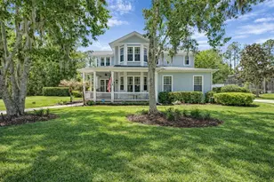 5913 Flatwoods Manor Cir, Lithia, FL 33547 - Photo 1