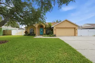 2310 39th Ave N, Saint Petersburg, FL 33714 - Photo 1