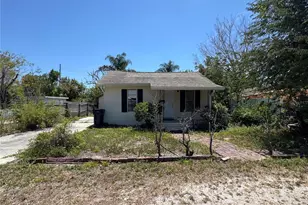2414 W State St, Tampa, FL 33609 - Photo 1