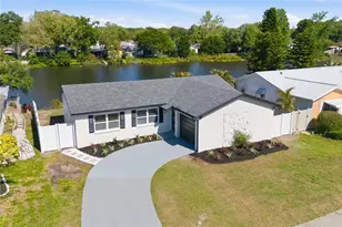1423 Chesterfield Dr, Dunedin, FL 34698 - Photo 1