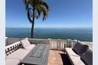 4942 Coquina Key Drive SE, Saint Petersburg, FL 33705 - Photo 1