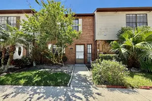 3416 Sunrise Villas Ct N, Tampa, FL 33614 - Photo 1