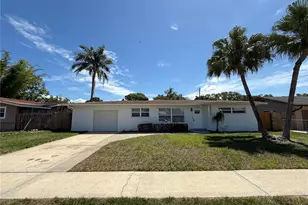 15573 Bedford Cir E, Clearwater, FL 33764 - Photo 1
