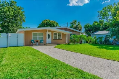 5418 11th Avenue S, Gulfport, FL 33707 - Photo 1
