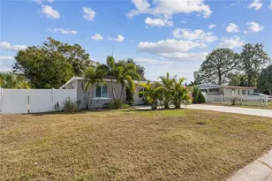 7631 18th Way N, Saint Petersburg, FL 33702 - Photo 1