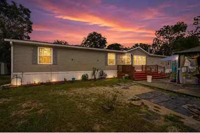 825 N Griffith Avenue, Crystal River, FL 34429 - Photo 1