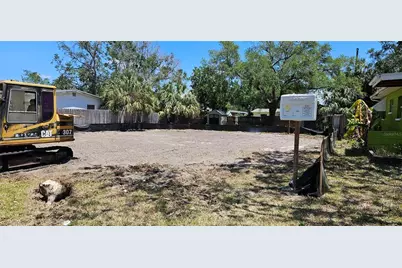 4211 Harrisburg Street NE, Saint Petersburg, FL 33703 - Photo 1