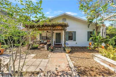 216 16th Avenue SE, Saint Petersburg, FL 33701 - Photo 1