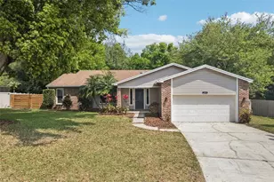 3109 Lake Valencia Ln E, Palm Harbor, FL 34684 - Photo 1