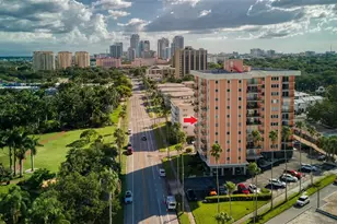 1120 N Shore Dr NE, Saint Petersburg, FL 33701 - Photo 1