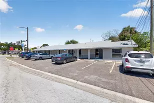 4201 4th St N, Saint Petersburg, FL 33703 - Photo 1