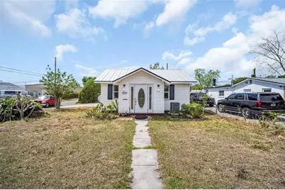 2600 26th Avenue N, Saint Petersburg, FL 33713 - Photo 1
