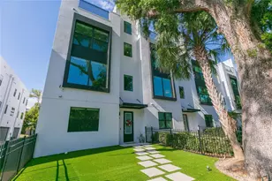 2851 W Gandy Blvd, Tampa, FL 33611 - Photo 1