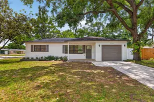 9714 53rd Ave N, Saint Petersburg, FL 33708 - Photo 1