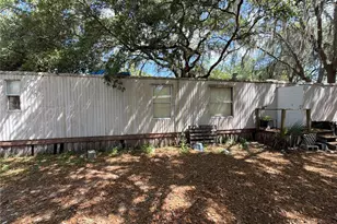 112 Ivanhoe Dr, Satsuma, FL 32189 - Photo 1