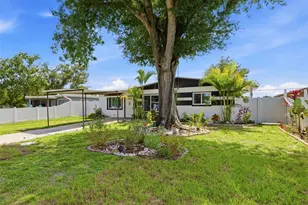 6206 N Hale Ave, Tampa, FL 33614 - Photo 1