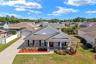1206 Spotted Lilac Ln, Plant City, FL 33563 - Photo 1
