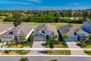 1019 Signet Dr, Apollo Beach, FL 33572 - Photo 1