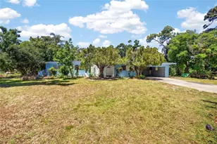 4725 N Tuttle Ave, Sarasota, FL 34234 - Photo 1