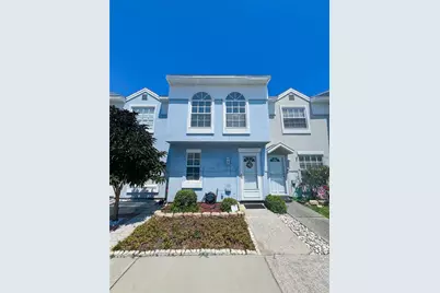 6721 121 Avenue #E, Largo, FL 33773 - Photo 1