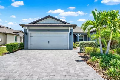 6364 Mooring Line Circle, Apollo Beach, FL 33572 - Photo 1
