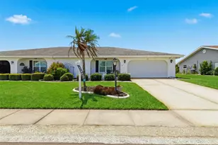 1616 Bentwood Dr, Sun City Center, FL 33573 - Photo 1