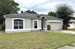 595 56th Ave S, Saint Petersburg, FL 33705 - Photo 1