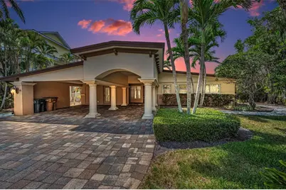 52 N Pine Circle, Belleair, FL 33756 - Photo 1
