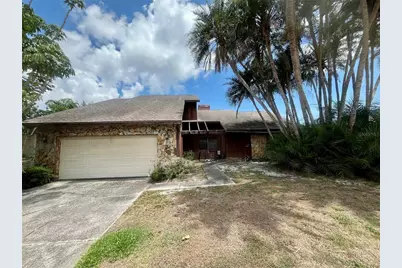 1315 74th Circle NE, Saint Petersburg, FL 33702 - Photo 1