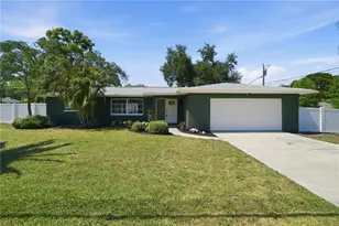 1300 Michigan Blvd, Dunedin, FL 34698 - Photo 1