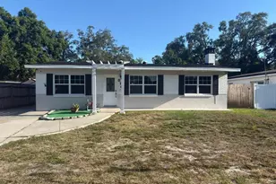 810 W 113th Ave, Tampa, FL 33612 - Photo 1