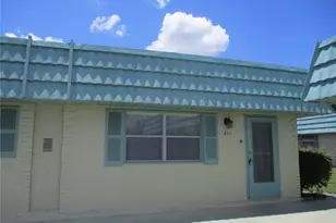 101 Cambridge Trail, Sun City Center, FL 33573 - Photo 1