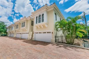 3814 Villas Del Sol Ct, Tampa, FL 33609 - Photo 1