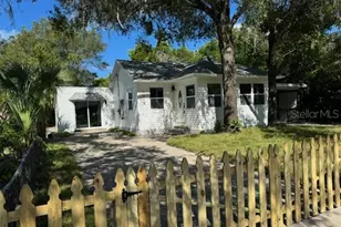 1615 39th St S, Saint Petersburg, FL 33711 - Photo 1
