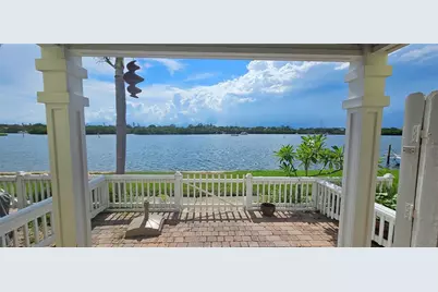 3747 Pompano Drive SE, Saint Petersburg, FL 33705 - Photo 1