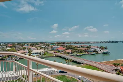 4900 Brittany Drive S #910, Saint Petersburg, FL 33715 - Photo 1