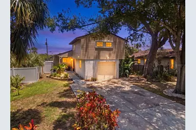 111 69th Avenue N, Saint Petersburg, FL 33702 - Photo 1