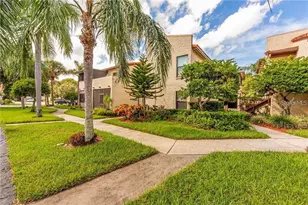2571 Cyprus Dr, Palm Harbor, FL 34684 - Photo 1