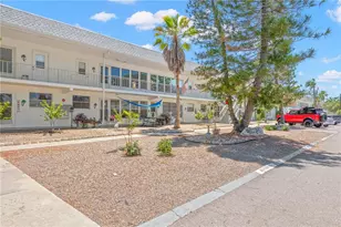 1221 Drew St, Clearwater, FL 33755 - Photo 1