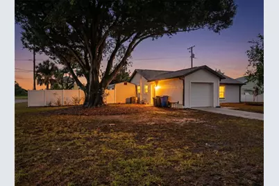 217 Francis Drive, Apollo Beach, FL 33572 - Photo 1