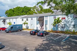 13300 Walsingham Rd, Largo, FL 33774 - Photo 1