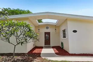 1856 Southview Rd, Largo, FL 33770 - Photo 1